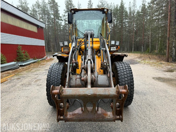 Натоварувач на тркала 2002 Volvo L70D Hjullaster – Hydraulisk HK-feste – 3 og 4. funksjon: слика 3 Натоварувач на тркала 2002 Volvo L70D Hjullaster – Hydraulisk HK-feste – 3 og 4. funksjon: слика 3