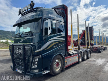 Камион за дрва VOLVO FH16