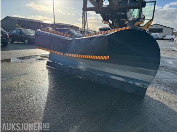 Земјоделска машина STARK