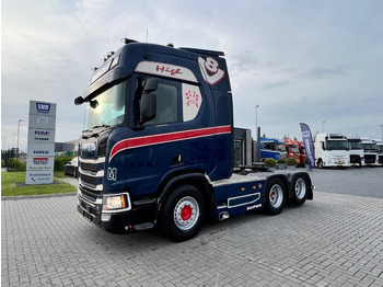 Камион влекач SCANIA R 520