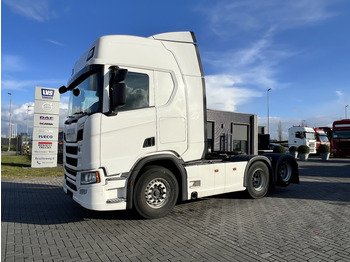 Камион влекач SCANIA R