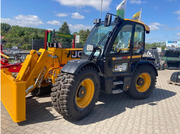 Телескопски ракувач JCB