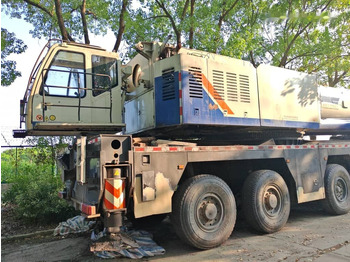 Мобилен кран Zoomlion QY400V: слика 5 Мобилен кран Zoomlion QY400V: слика 5