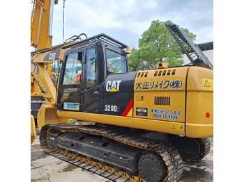 Багер гасеничар CATERPILLAR 320D2