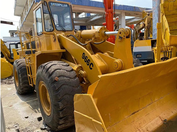Натоварувач на тркала CAT 966C: слика 2