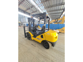 Дизел вилушкар KOMATSU