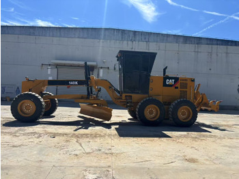 Порамнувач CATERPILLAR 140K