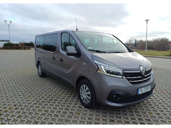 Минибус RENAULT Trafic 2.0