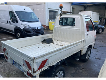 Комбе со отворен сандак Inna Inny PFAU Piaggio Porter 4X4 Skrzynia odśnieżarka Pług 5655km 2012: слика 4