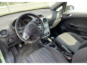 Хечбек Opel Corsa D Opel Corsa 1,2-16V Klima Salon PL Bagażnik na Rowery Model 2010: слика 4