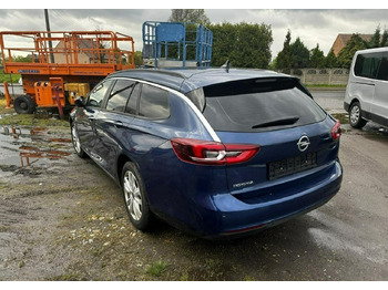 Автомобил OPEL
