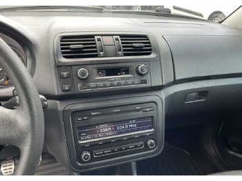 Автомобил Skoda Roomster I Roomster Scout 1.6-16V Klima 2012: слика 5