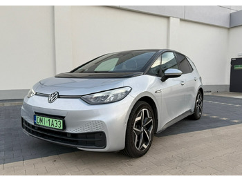 Автомобил VOLKSWAGEN