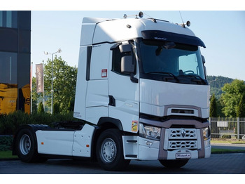 Камион влекач RENAULT T 520
