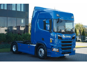 Камион влекач SCANIA R 450