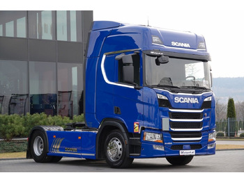 Камион влекач SCANIA R 450