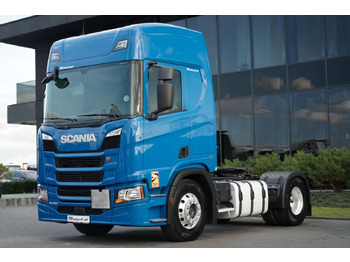 Камион влекач SCANIA R 450