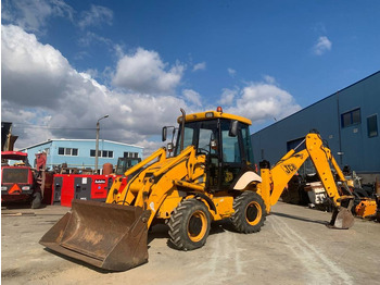 Ровокопач JCB 2CX