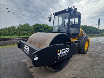 Компактор JCB