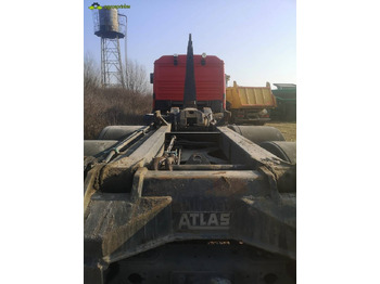 Камион со кука за подигање MAN F2001: слика 5