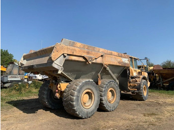 Зглобен истоварувач Volvo A 30 D: слика 3