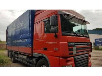 Камион со церада DAF XF