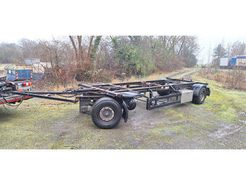 Транспортер на контејнер/ Приколка со променливо тело KÖGEL AWE