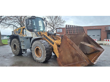 Натоварувач на тркала LIEBHERR