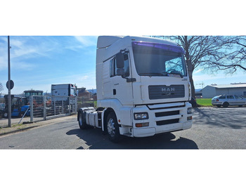 Камион влекач MAN