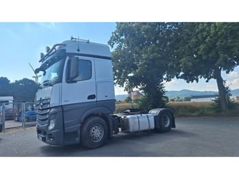 Камион влекач MERCEDES-BENZ Actros 1851