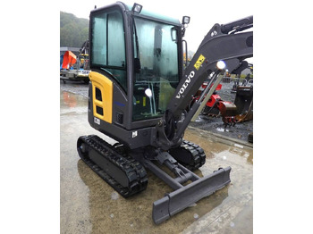 Мини багер Volvo EC 20 D: слика 4