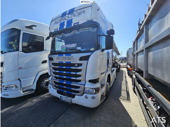 Камион влекач SCANIA R 450