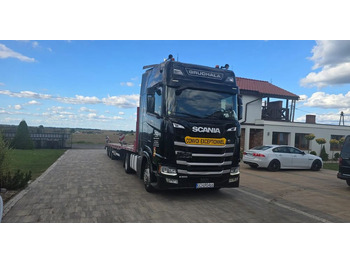 Камион влекач SCANIA S 500