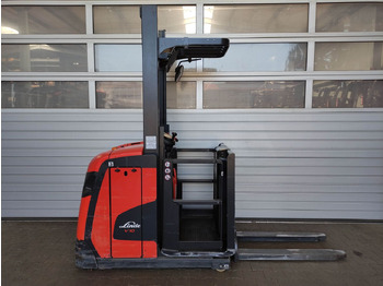 Вилушкар за подигање роба LINDE V10