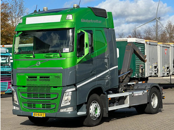 Камион со кука за подигање VOLVO FH 460