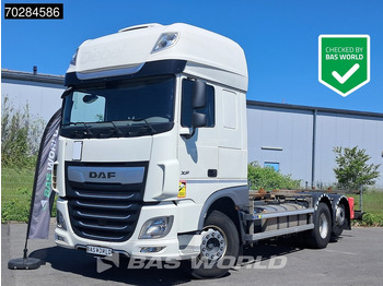Лизинг на DAF XF 450 6X2 SSC Retarder 2x Tanks Liftachse Standklima LED ACC DAF XF 450 6X2 SSC Retarder 2x Tanks Liftachse Standklima LED ACC: слика 1
