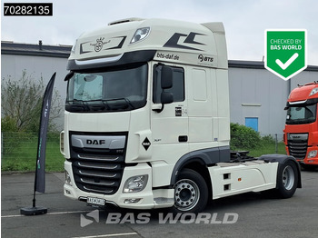 Камион влекач DAF XF 530