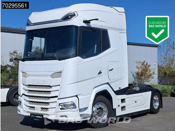 Камион влекач DAF XG+ 530