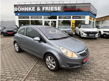 Автомобил OPEL