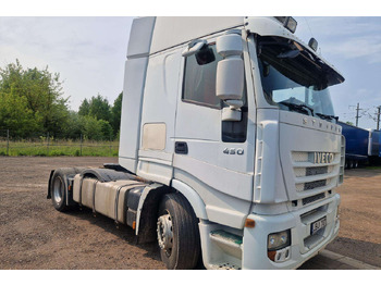Камион влекач IVECO Stralis 440