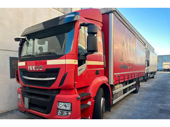 Камион со церада IVECO