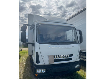 Камион сандучар IVECO