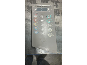 Контролна табла LIEBHERR