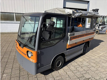 Камион со платформа