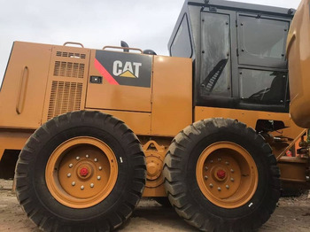 Порамнувач CATERPILLAR 140K