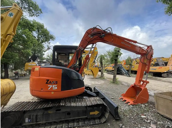 Мини багер HITACHI ZX75