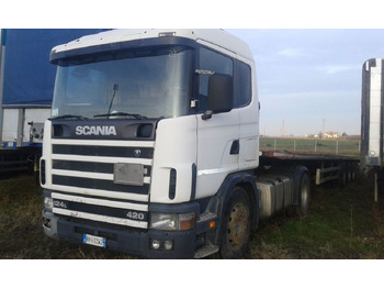 Камион влекач SCANIA 124