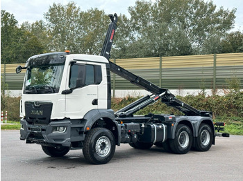 Камион со кука за подигање MAN TGS 33.440