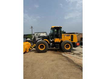 Натоварувач на тркала XCMG LW500FV