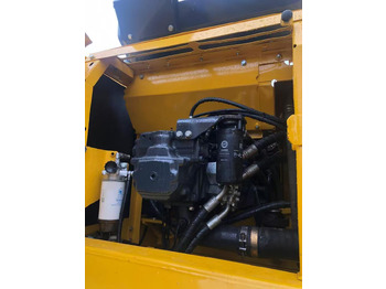 Багер гасеничар komatsu PC220-8: слика 5 Багер гасеничар komatsu PC220-8: слика 5